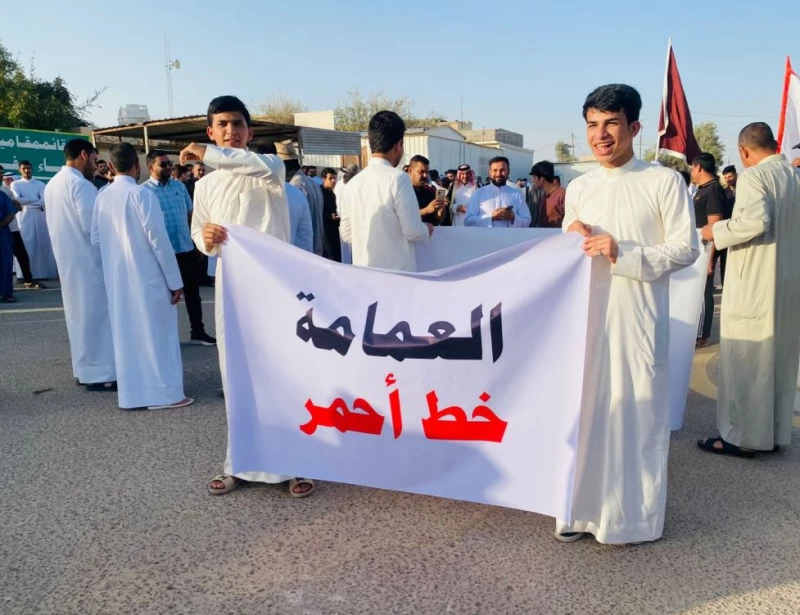 تهديدات واحتجاجات ومحاكم وخطيب جمعة.. مديرة بالبصرة مذعورة بعد محاسبة طالبات على "الزي الأسود"