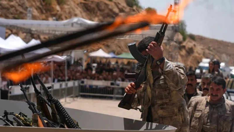 حزب أردوغان يعلق على تسليم سلاح "بي كي كي": تجاوز عتبة حرجة