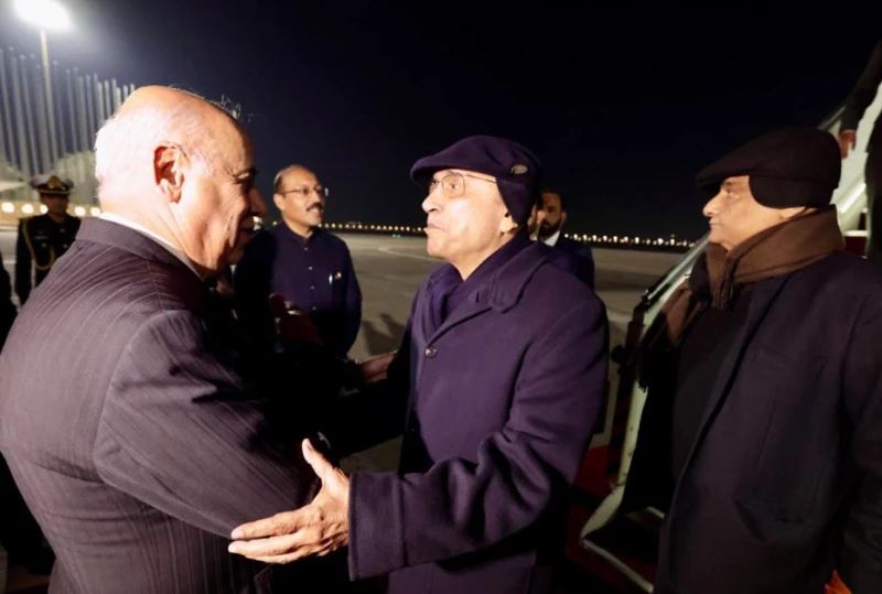 الرئيس الباكستاني يصل بغداد: سيلتقي نظيره العراقي ويجري مباحثات موسّعة