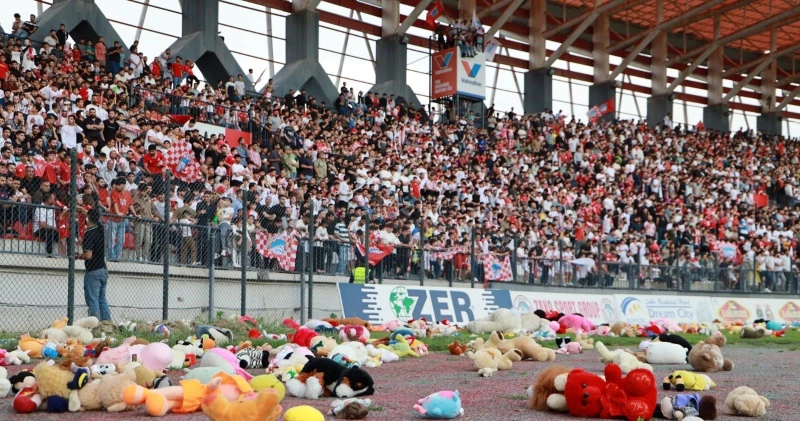 جماهير نادي زاخو تفوز بجائزة الفيفا للجماهير