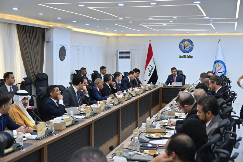 وزير العدل يبحث مع سفراء وممثلي البعثات في العراق حسم ملف النزيلات الأجنبيات والأطفال المصاحبين