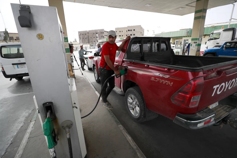 النفط العراقية تبيع 977 مليون لتر بنزين خلال حزيران