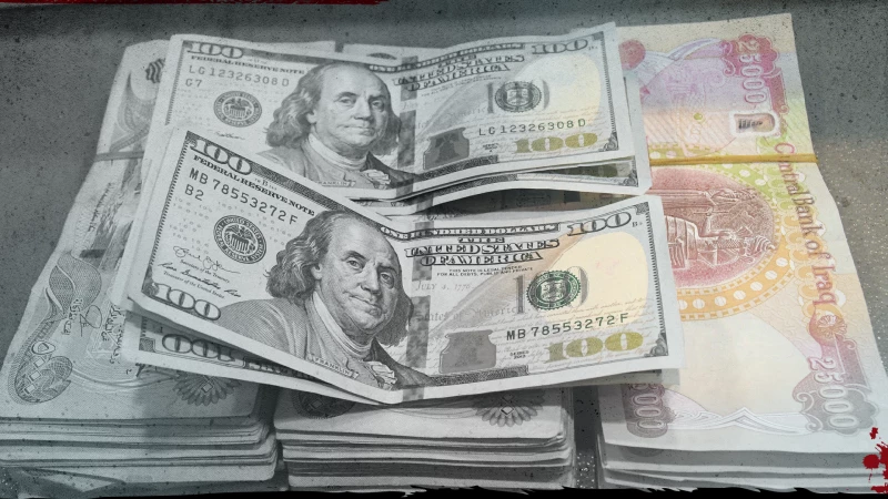 10 أسباب.. لماذا انخفض سعر الدولار مقابل الدينار في الآونة الأخيرة؟