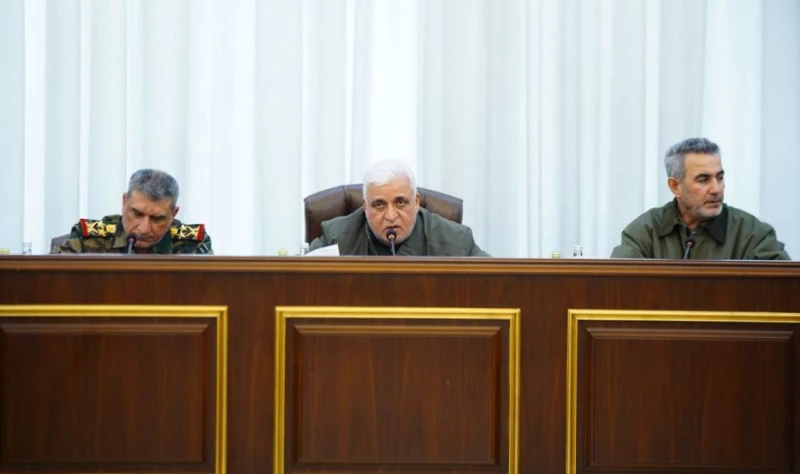 الفياض يجتمع بقيادات الحشد و"أبو فدك": خذوا أقصى درجات الحيطة من محاولات استهداف العراق
