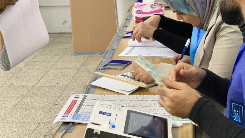 المفوضية تنفي ما جاء في الصحيفة الرسمية حول اعتماد "الذكاء الاصطناعي" بأجهزة الاقتراع