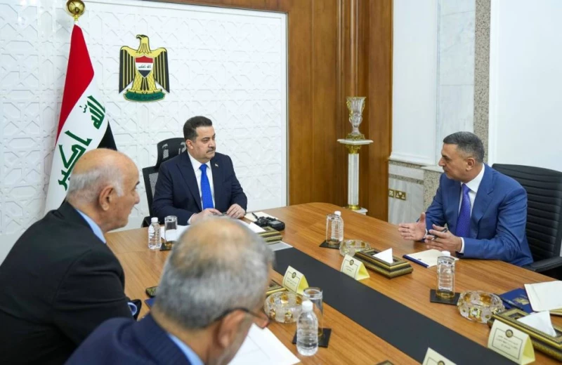 بعد احتجاجات وتحذيرات من التلوّث وملوحة المياه.. السوداني يبحث مع العيداني الخدمات في شمال البصرة