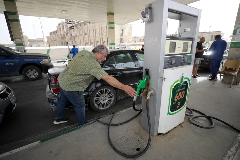 خاص| تشكيك بـ"الاكتفاء الذاتي".. ما آثار إيقاف استيراد البنزين والگاز والنفط الأبيض؟