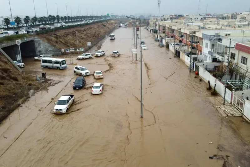 محافظات عراقية تعطّل الدوام الرسمي غداً بسبب سوء الأحوال الجوية