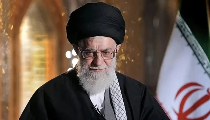 وسائل إعلام: خامنئي يمنح المفاوض الإيراني صلاحية الموافقة على "تجميد جزئي" لتخصيب اليورانيوم