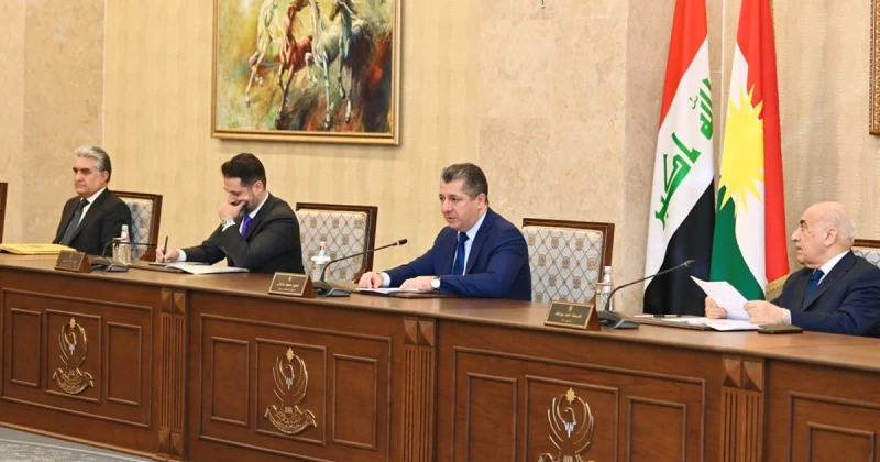 مجلس وزراء كوردستان: نترقب قراراً من بغداد وندعو لإنهاء سياسة الحرمان من الرواتب