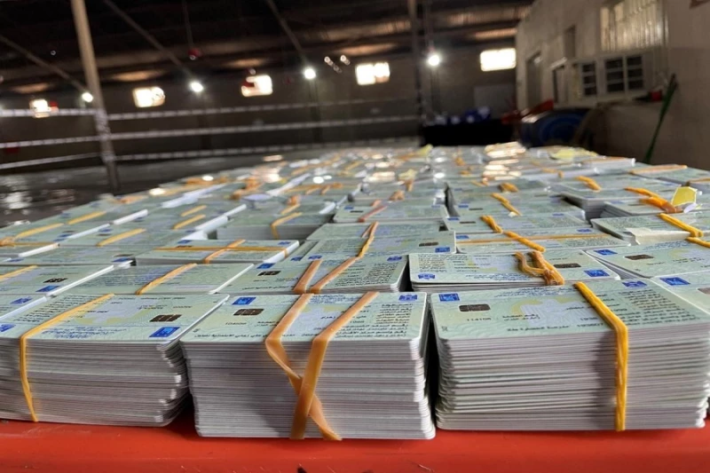 المفوضية تتحدث عن أسباب "شراء" بطاقات انتخابية من قبل مرشحين