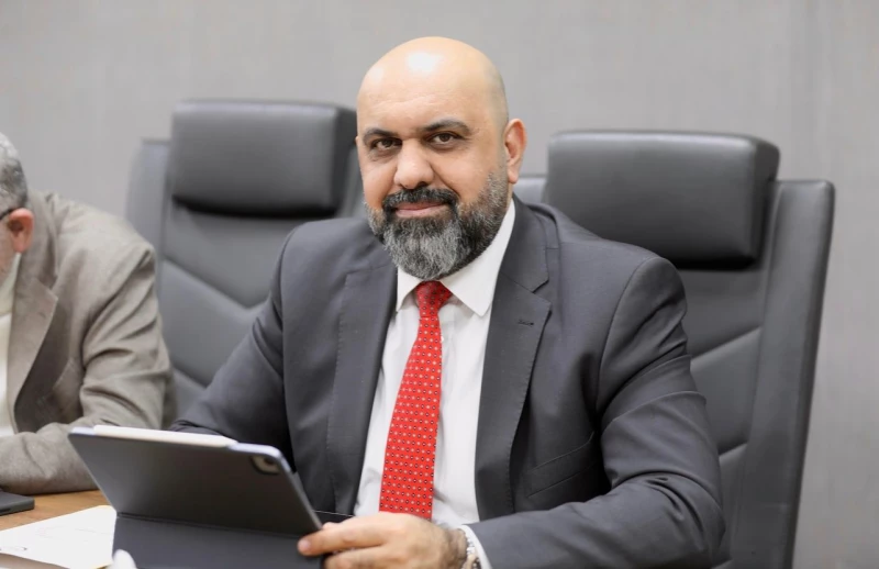 السوداني ينهي تكليف هشام الركابي من عضوية مجلس مفوضي هيئة الاتصالات ويعين باسم العوادي بديلاً عنه