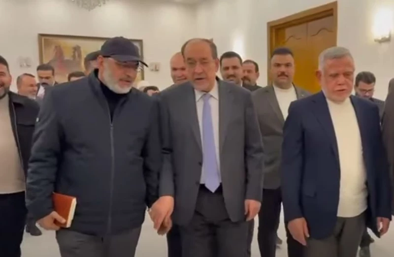 "أمام الفصائل 6 أشهر".. ما علاقة ظهور الولائي لجانب المالكي ليلة الترشيح برفض ترامب؟