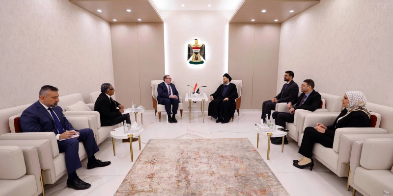 الحكيم يلتقي القائم بالأعمال الأميركي.. ويدعو لدعم خيارات الشعب العراقي 