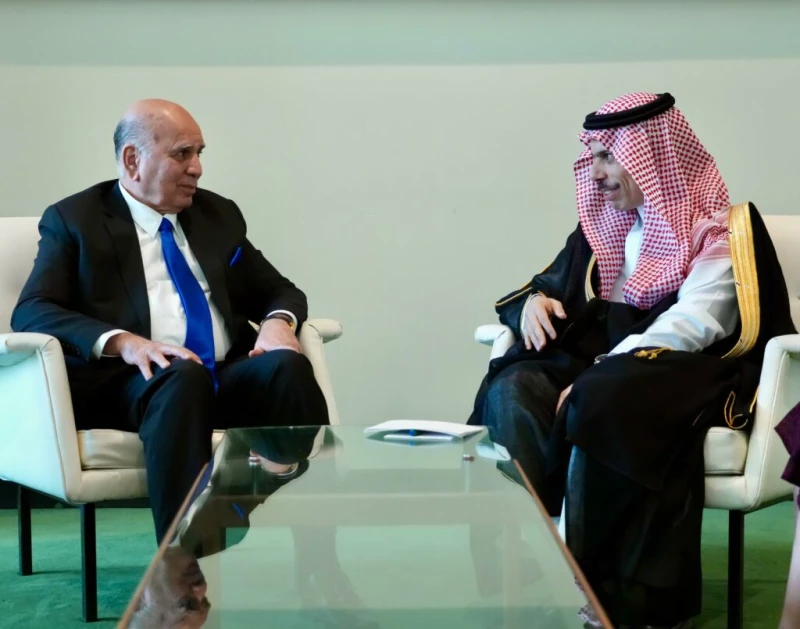 فؤاد حسين ونظيره السعودي يبحثان التطورات في غزة وإيران وسوريا