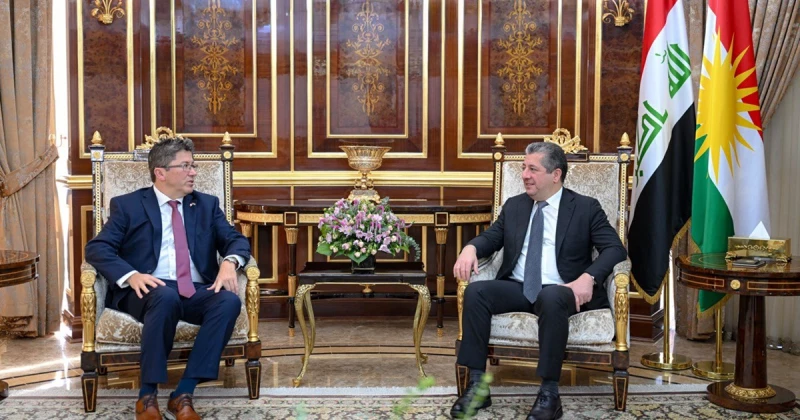 مسرور بارزاني وسفير كندا لدى بغداد يبحثان أوضاع العراق عقب الانتخابات