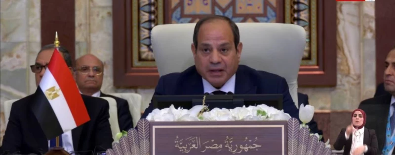 السيسي: آلة الحرب أدت إلى نزوح مليوني فلسطيني.. ونطالب ترامب بوقف إطلاق النار في غزة