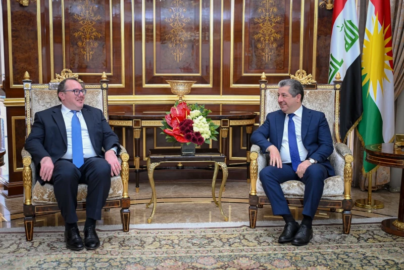 مسرور بارزاني يبحث مع هاريس تشكيل الحكومة العراقية الجديدة