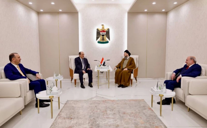 المالكي في ضيافة الحكيم: مباحثات في تشكيل الحكومة وتأكيد على "وحدة" الإطار التنسيقي 