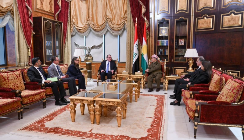 هاريس للرئيس بارزاني: الميليشيات التي تتجاهل دعوات نزع السلاح لا مكان لها في الحكومة