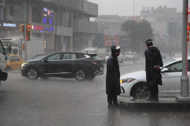 محافظة بغداد توجّه باستنفار فوري لسحب مياه الأمطار من أطراف العاصمة 