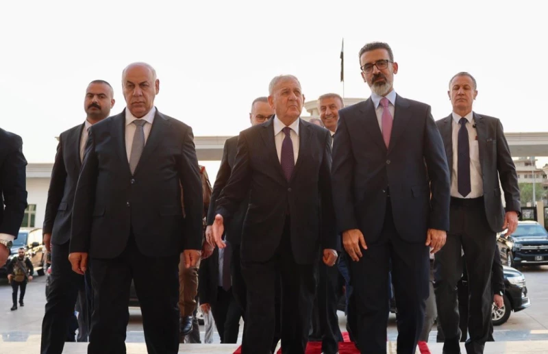 حضور رئيس الجمهورية يتسبب بطرد الصحفيين من مهرجان في كركوك.. بيان استنكار