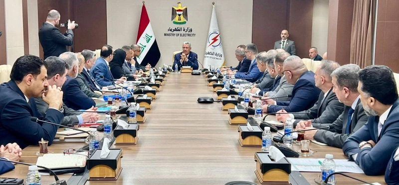 وزير النفط العراقي يباشر مهامه وزيراً للكهرباء