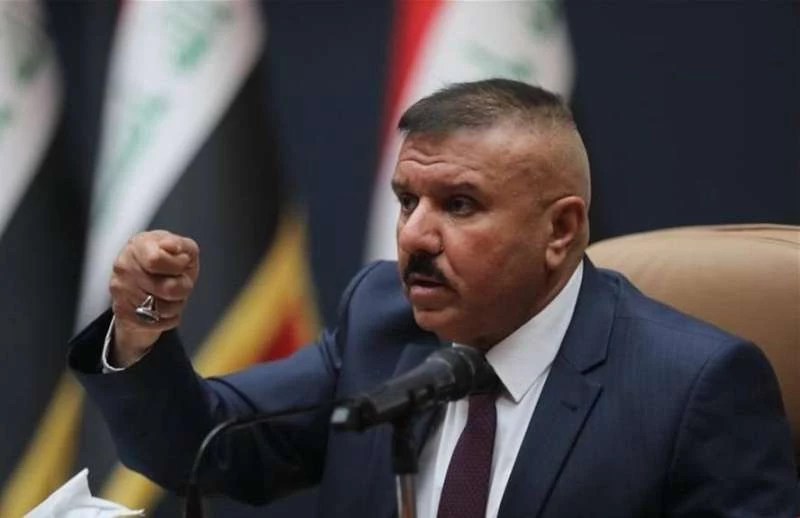 وزير الداخلية: أي تقرب من الحدود العراقية سيواجه بفتح النار