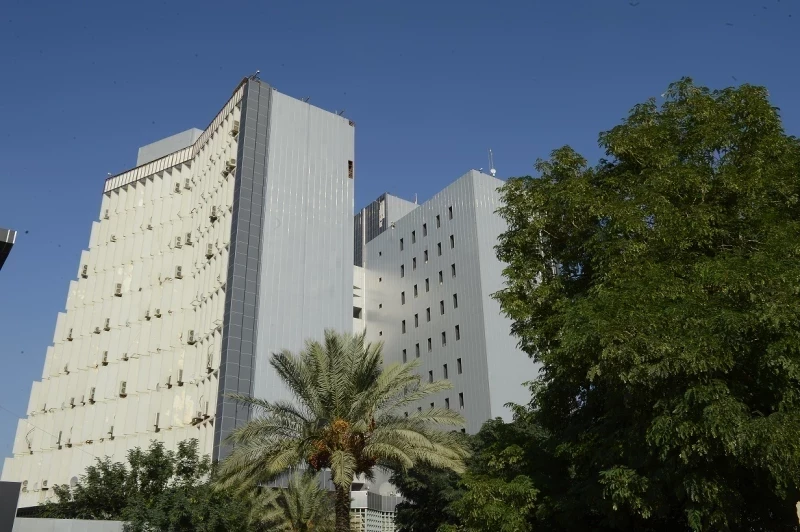 تشمل مجموعة فقط.. توضيح من المالية الاتحادية حول قرار قطع مخصصات الخدمة الجامعية