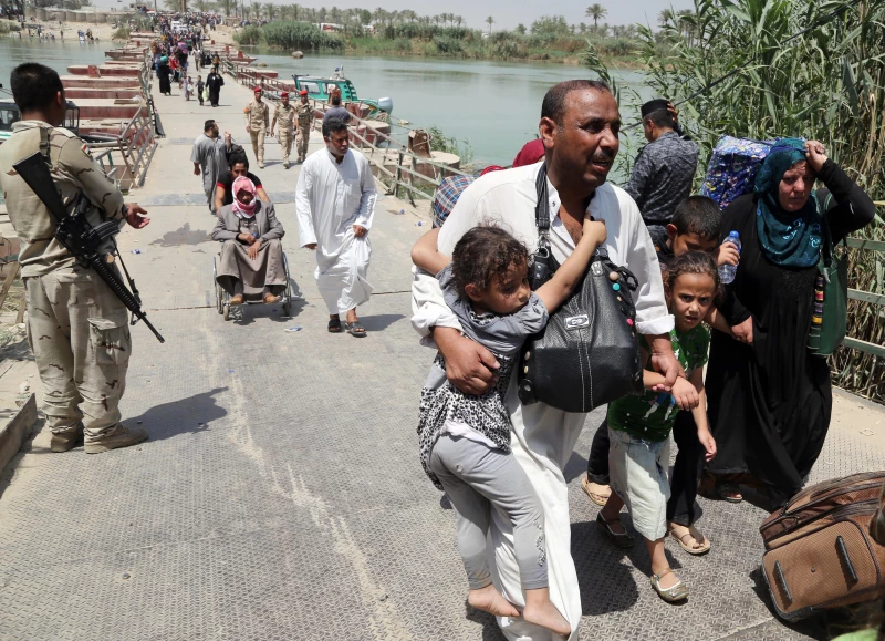 نزع سلاح الفصائل خطوة تغيّر كامل المعادلة السياسية والأمنية بالعراق.. من المستفيد الأكبر من القرار؟