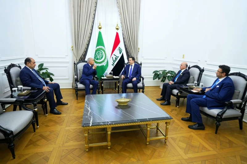 الحكومة العراقية تتحدث عن "مفاجآت سارة" في القمة العربية