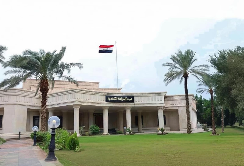 ضبط مسؤولين في النجف بتهمة تلقي الرشوة وهدر المال العام